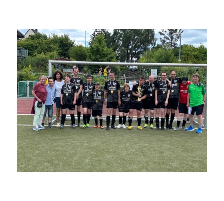 Kleines Fußballmärchen: 35. Fußballturnier für Menschen mit geistiger Behinderung